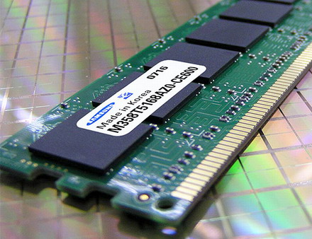 Модуль памяти Samsung DIMM на основе TSV