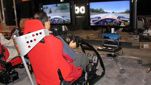 Кресло для компьютерных гонщиков за $15000