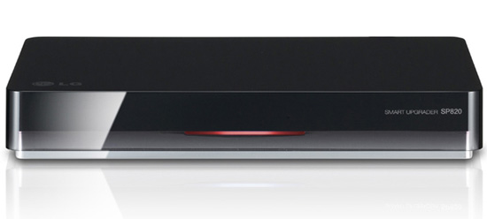 Мультимедиа плеер LG SP820, передняя панель